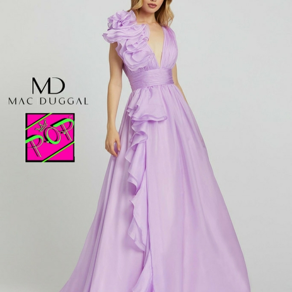 Mac Duggal Dresses & Skirts - Nwt Mac Duggal size 6